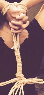 Leonora in rope bondage