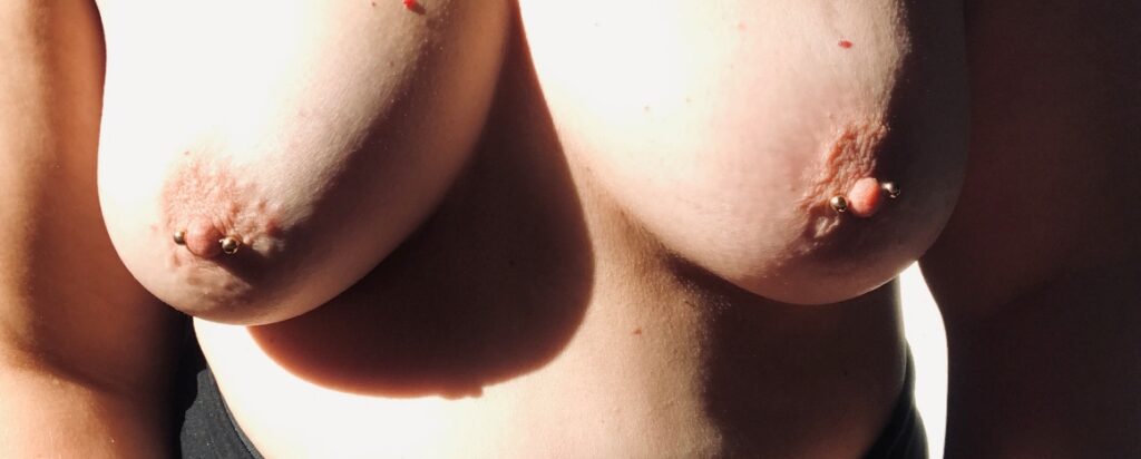 Cropped image of Isabelle lauren breasts