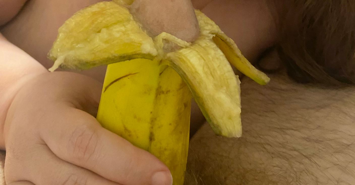 Cropped image of a banana skin wrapped round a penis for weekly round-up 682
